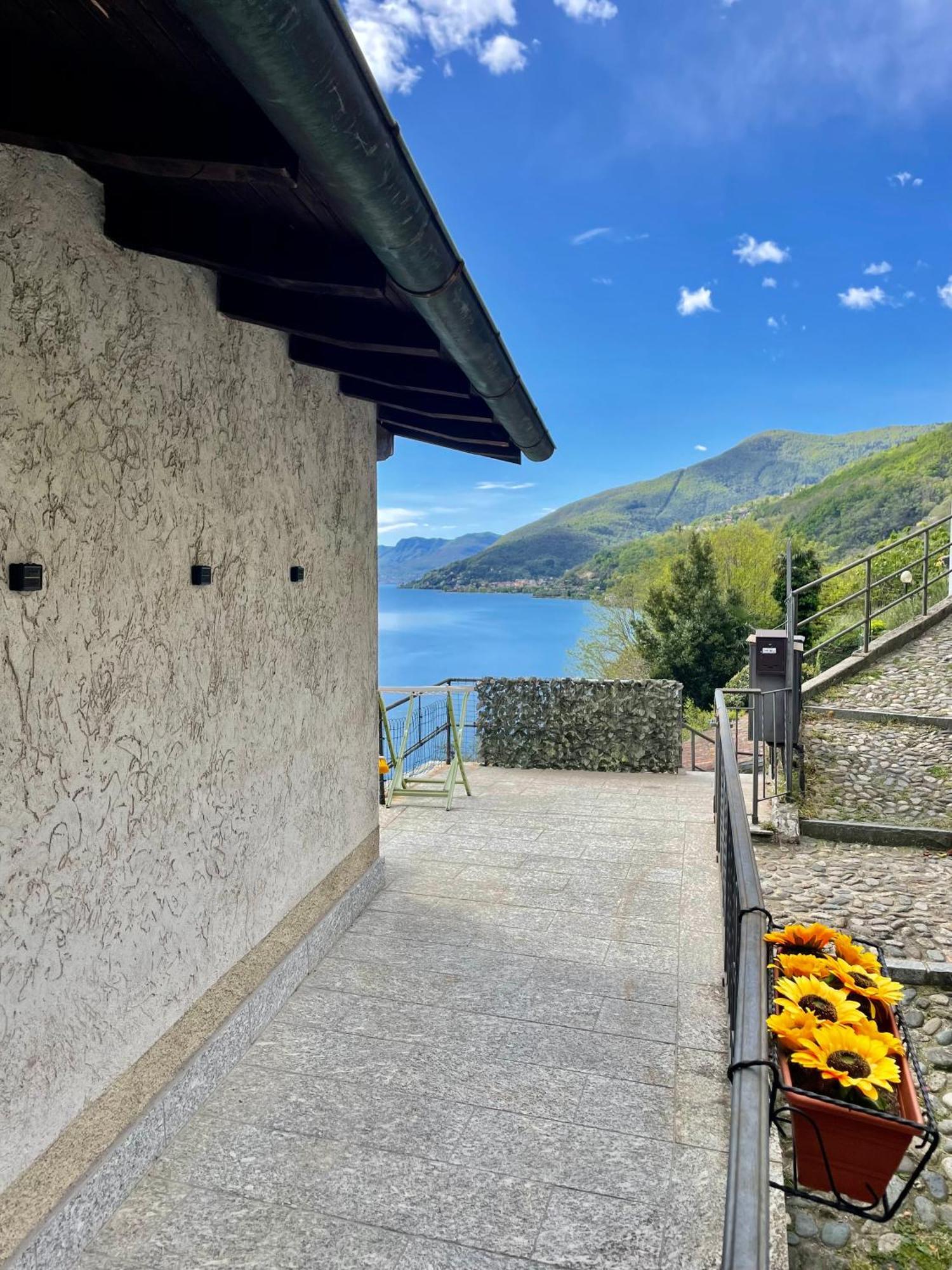 Rooftop Cannobio San Bartolomeo  Buitenkant foto